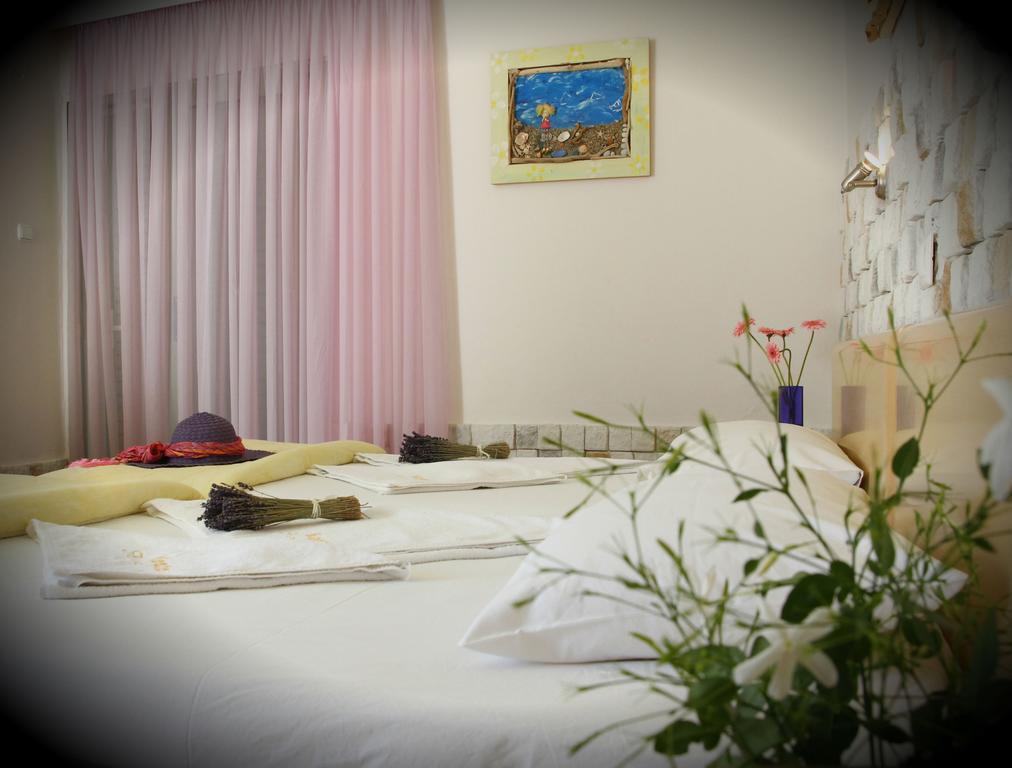 Hotel Kostis Skiathos Exterior photo