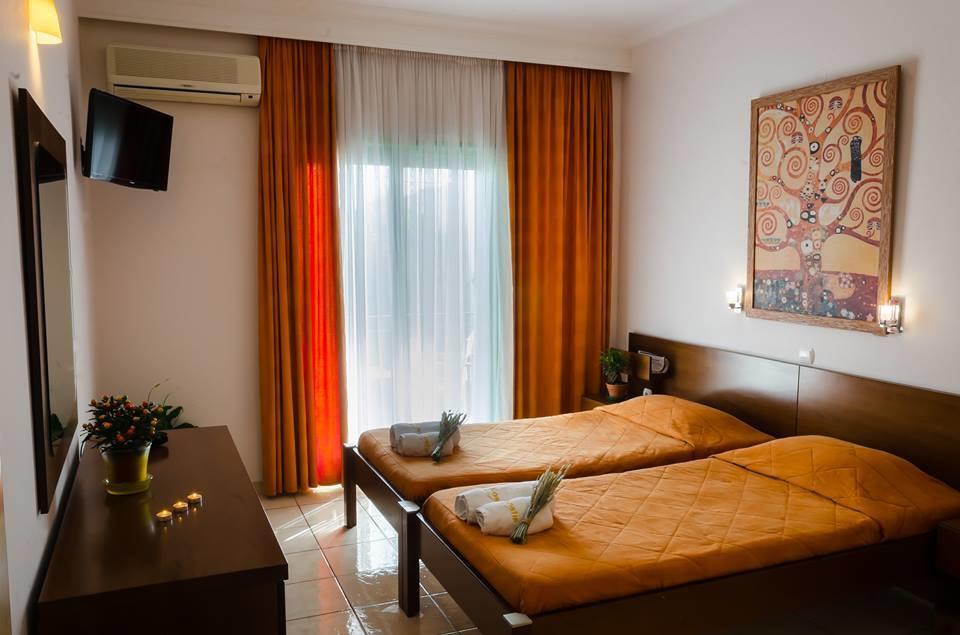 Hotel Kostis Skiathos Exterior photo