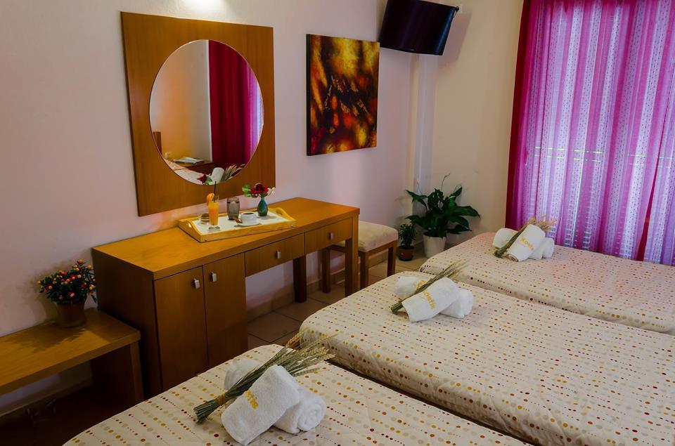 Hotel Kostis Skiathos Exterior photo