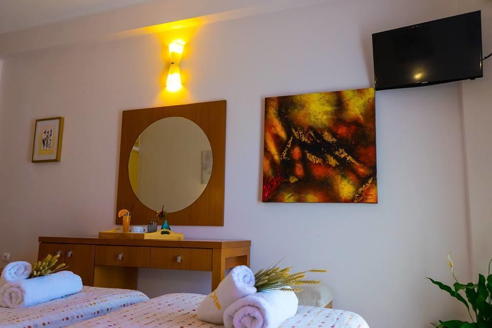 Hotel Kostis Skiathos Exterior photo