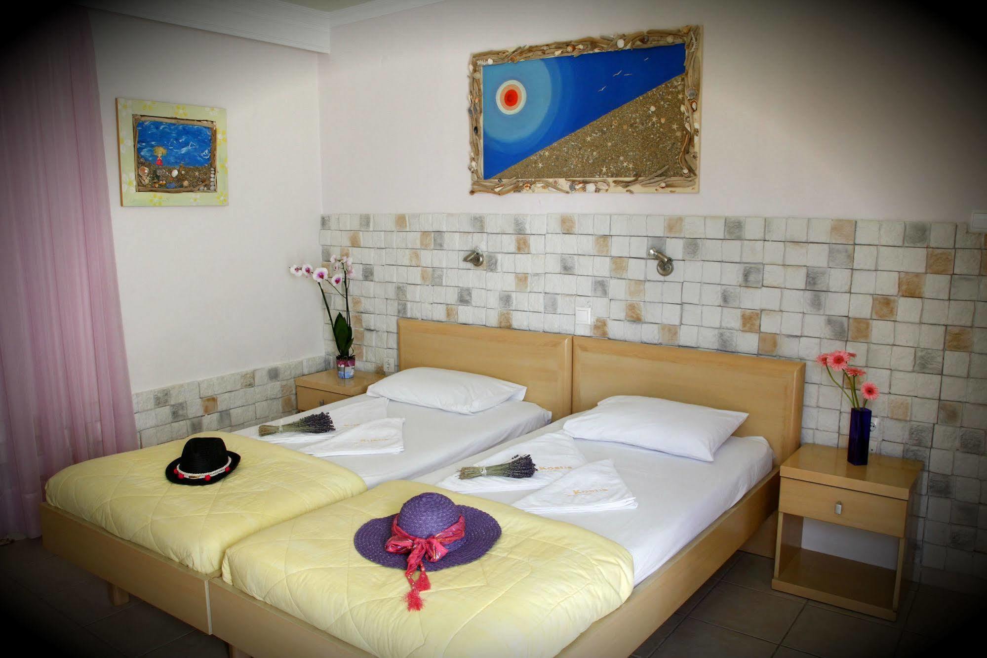 Hotel Kostis Skiathos Exterior photo